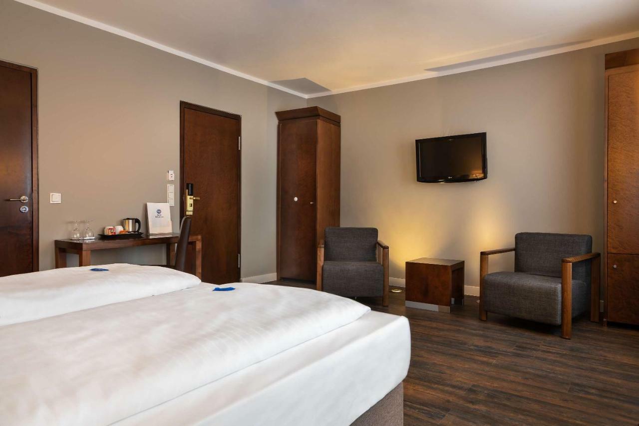 Best Western Hotel Goldenes Rad Friedrichshafen Exterior photo
