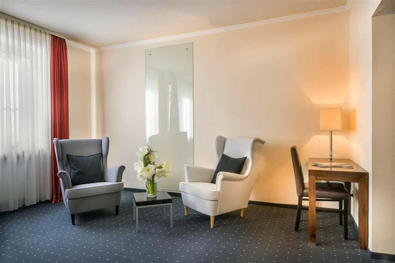 Best Western Hotel Goldenes Rad Friedrichshafen Exterior photo